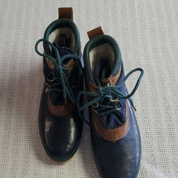 Northwest Terrority Thermolite Sherpa Lined Sz. 9 Duck Boot - Picture 2 of 10